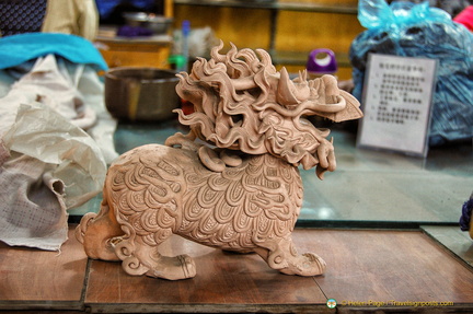 Raw moulded lion