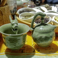 Gimmick tea cup and pot