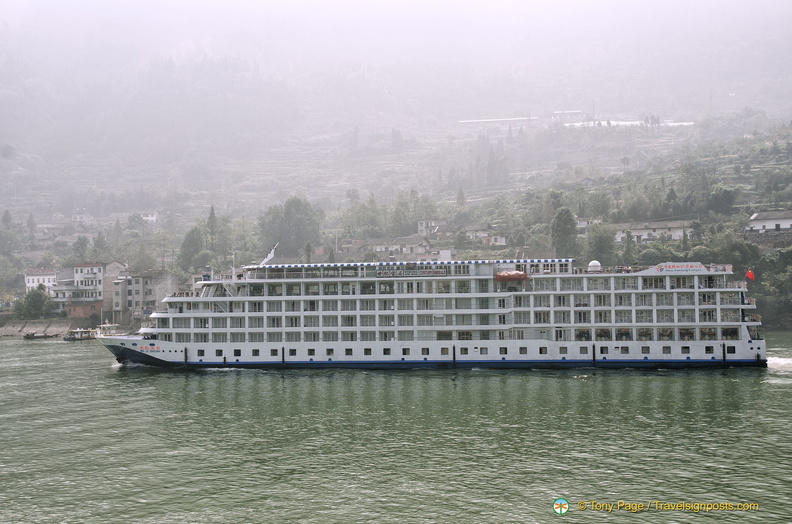 yangtze-river-cruise-AJP5094.jpg