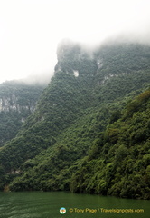 Shennong Gorge Peaks