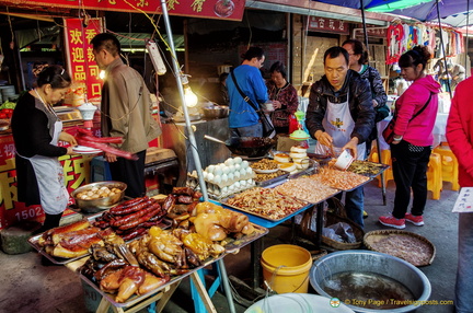 Food Vendors at Fengdu Ghost City